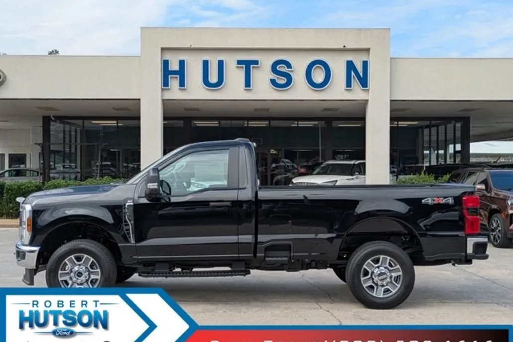 2025 Ford F-350 XLT photo 1