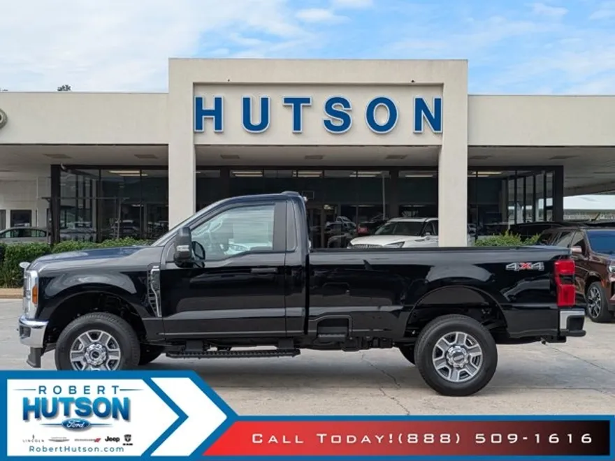 2025 Ford F-350 XLT photo 1