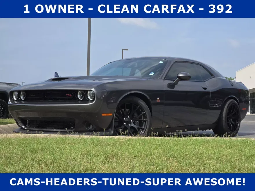2021 Dodge Challenger R/T Scat Pack photo 1