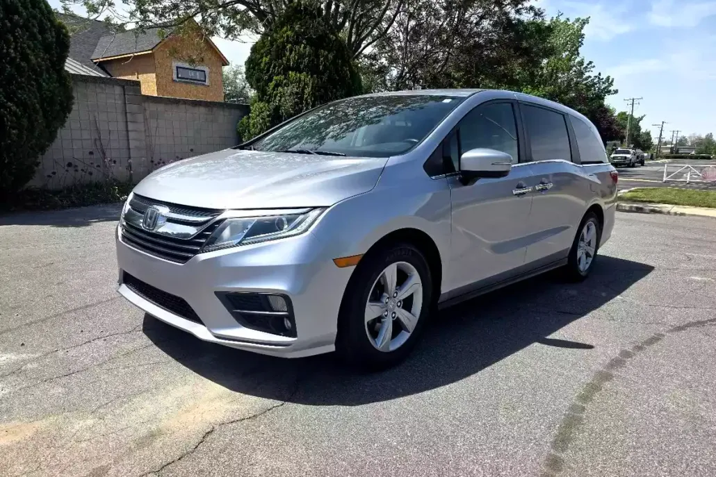 2019 Honda Odyssey EX-L photo 1