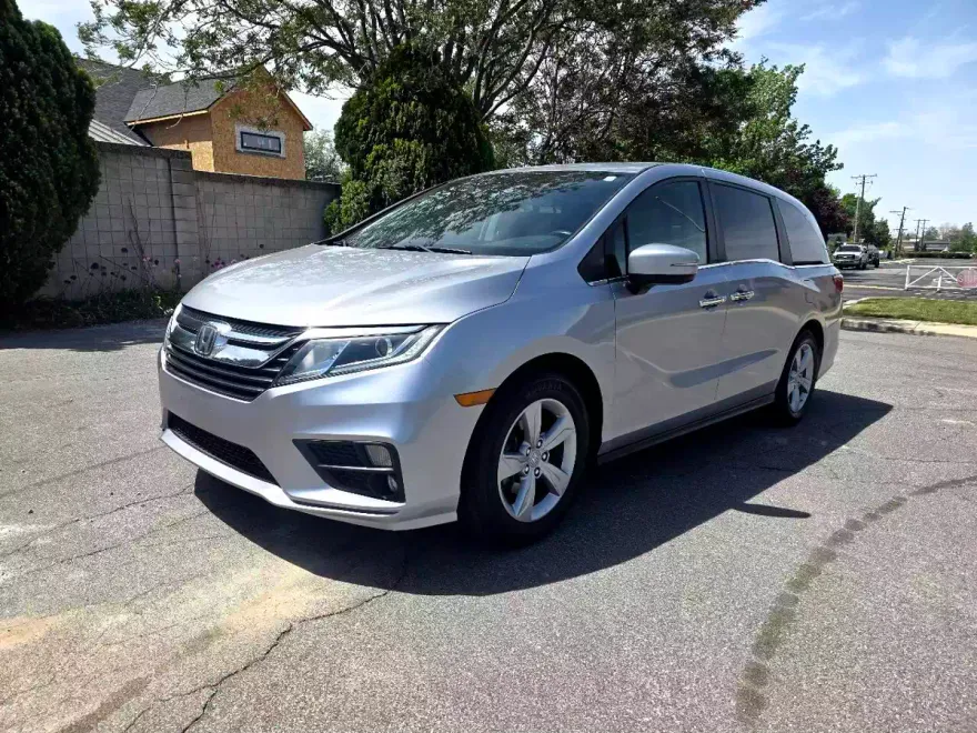 2019 Honda Odyssey EX-L photo 1