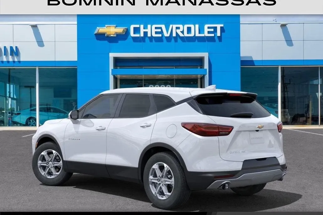 2025 Chevrolet Blazer 2LT photo 1
