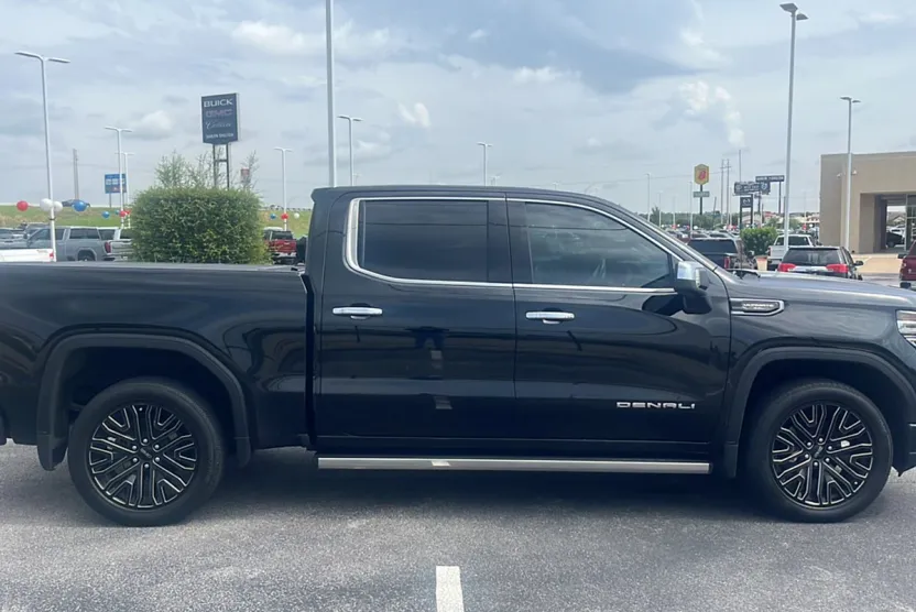 2023 Gmc Sierra 1500 Denali Ultimate photo 1