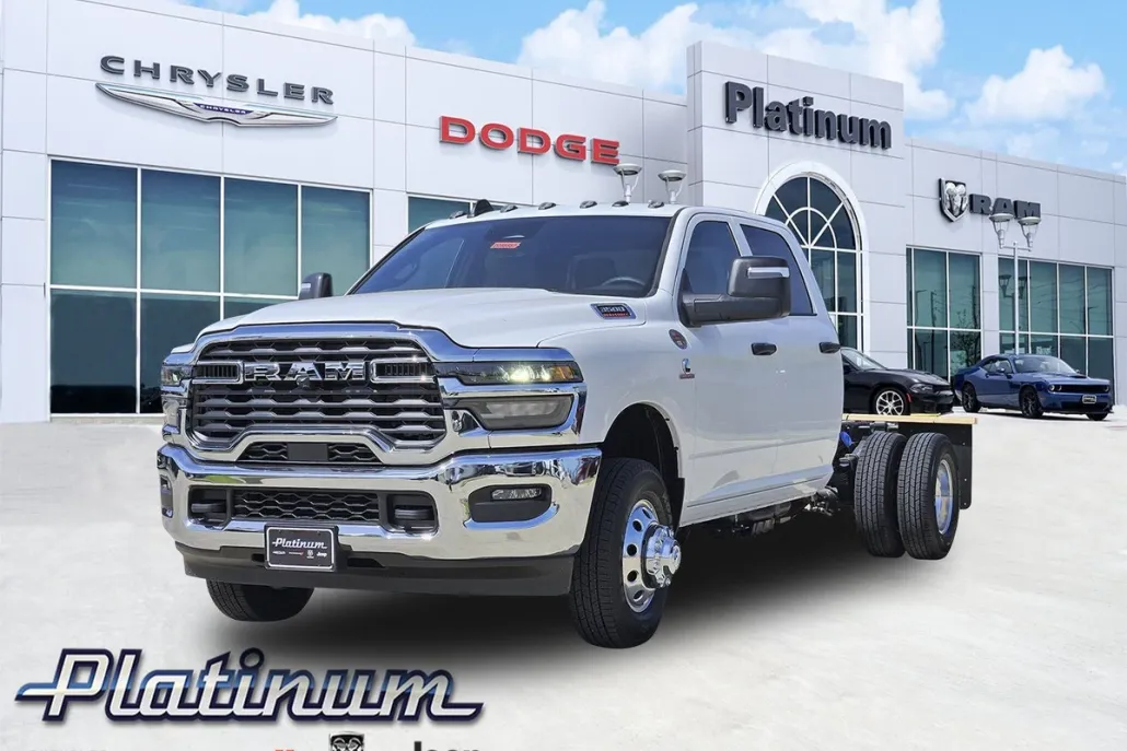 2025 Ram 3500 Tradesman photo 1