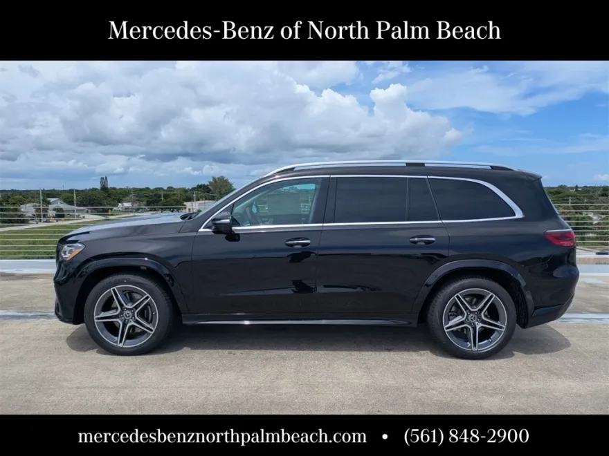 2026 Mercedes Benz GLS 450 4MATIC photo 1