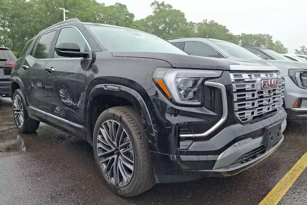 2026 Gmc Terrain Denali photo 1