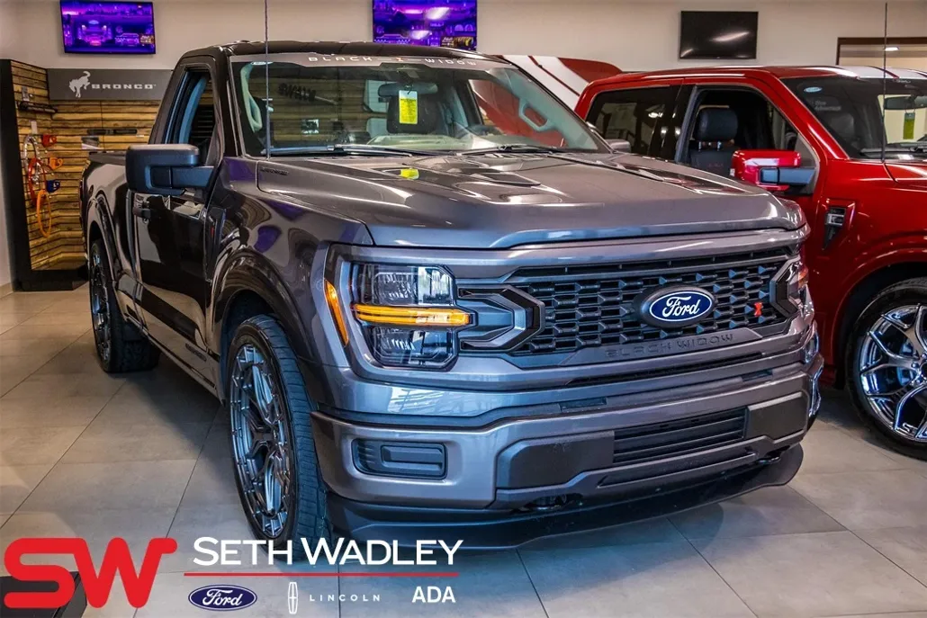 2025 Ford F-150 XL photo 1