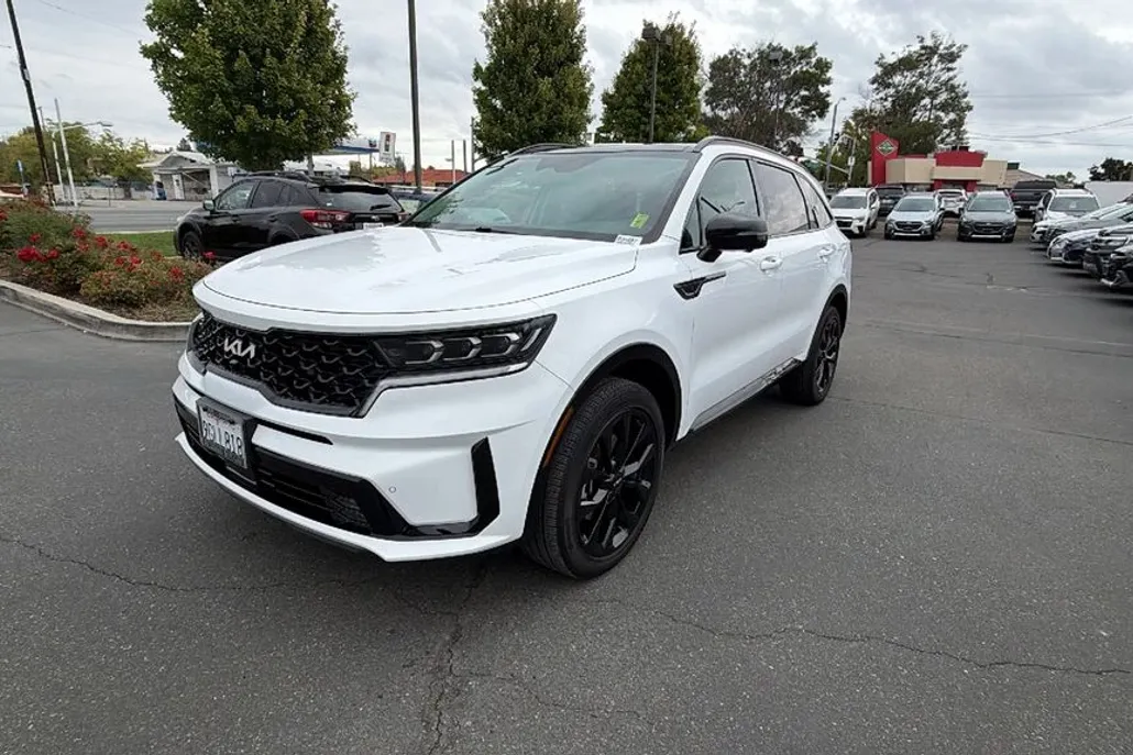 2023 Kia Sorento SX Prestige photo 1