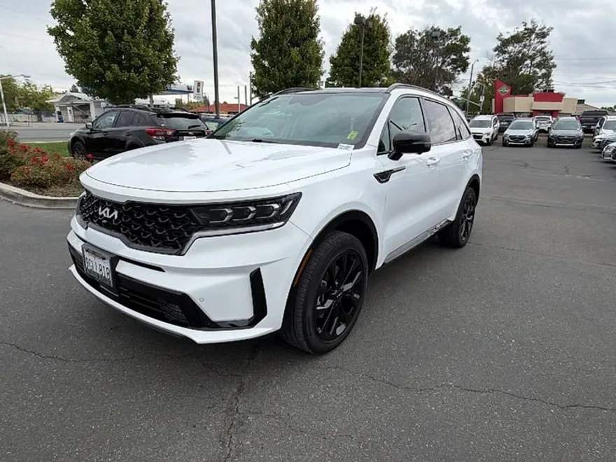 2023 Kia Sorento SX Prestige photo 1
