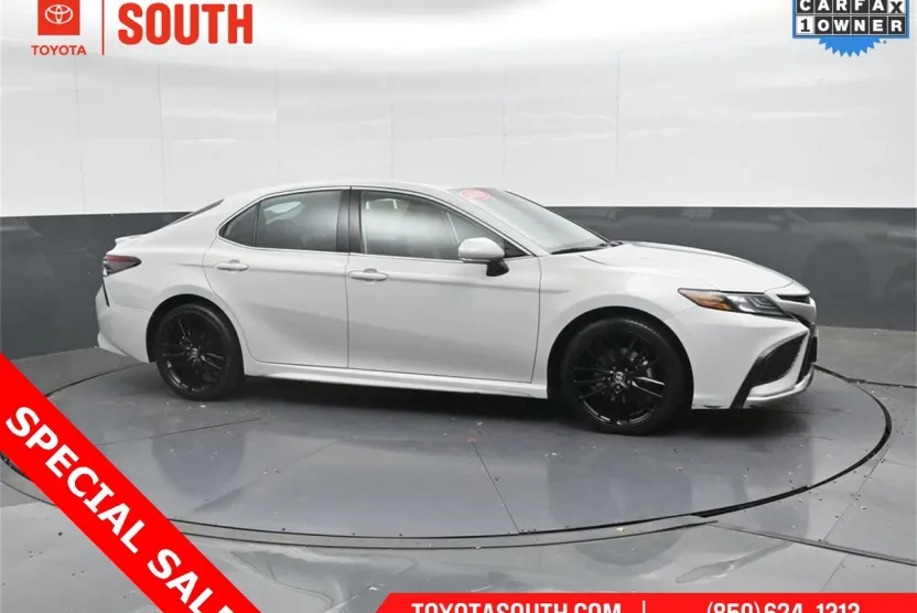 2023 Toyota Camry XSE photo 1