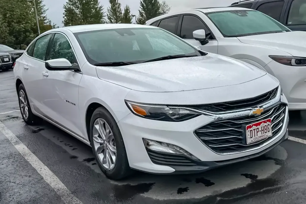 2024 Chevrolet Malibu 1LT photo 1