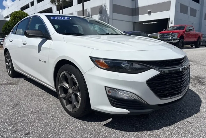 2019 Chevrolet Malibu RS photo 1