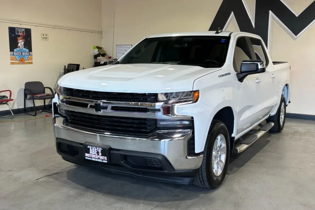 2022 Chevrolet Silverado 1500 photo 1