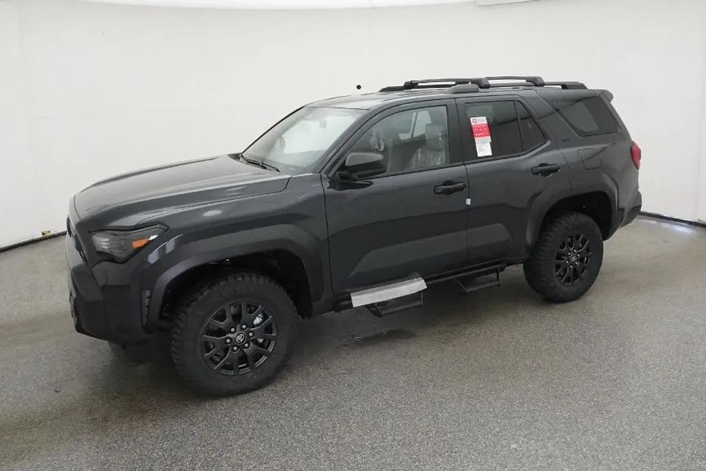 2025 Toyota 4Runner SR5 photo 1