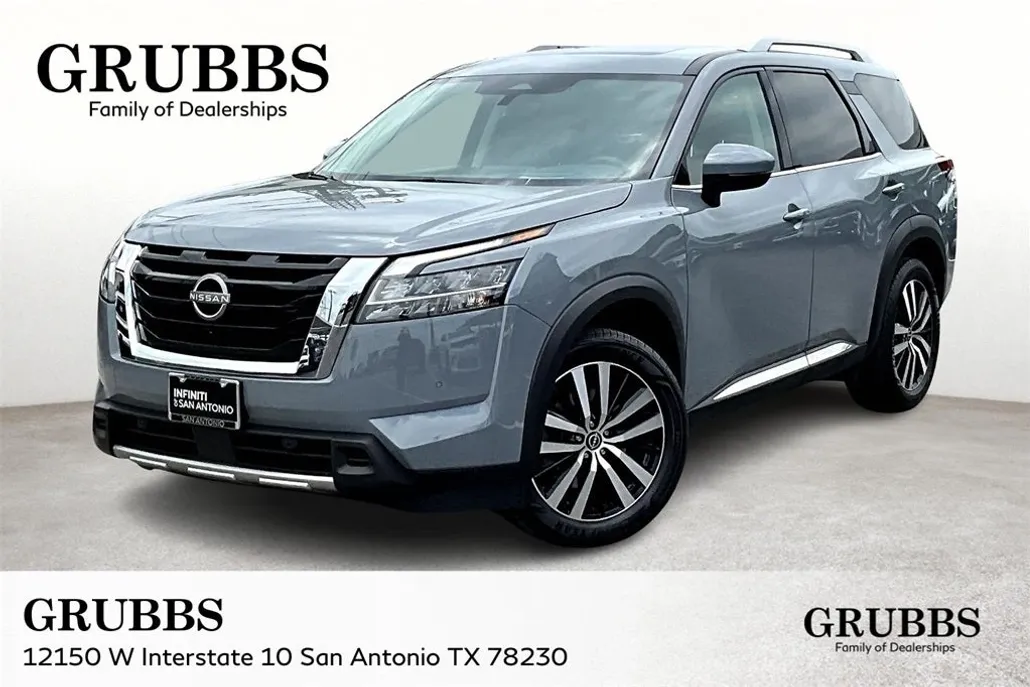 2023 Nissan Pathfinder Platinum photo 1