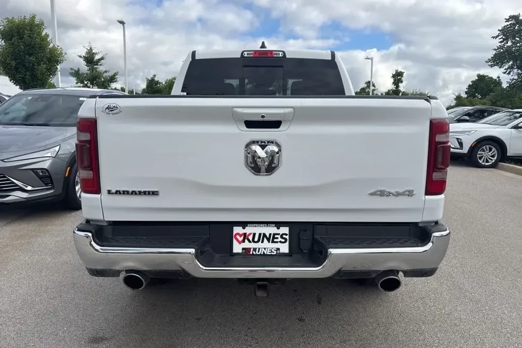2023 Ram 1500 Laramie photo 1