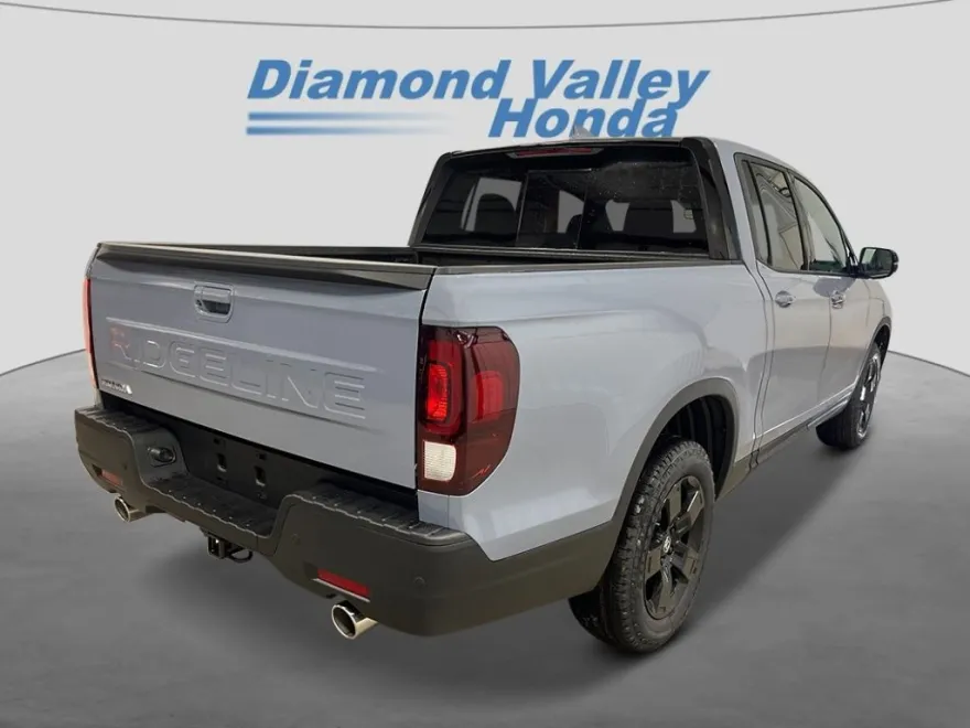 2025 Honda Ridgeline Black Edition photo 1