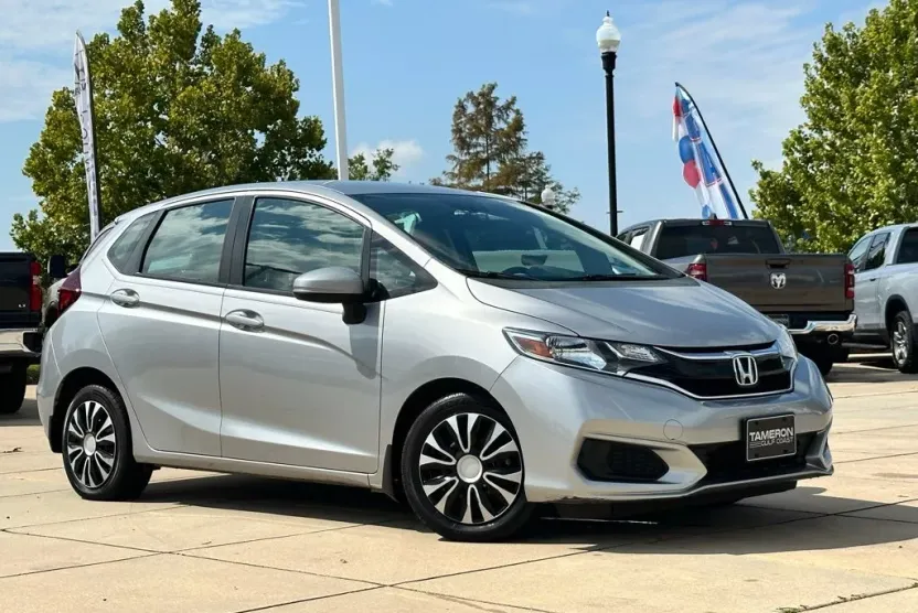 2019 Honda Fit LX photo 1