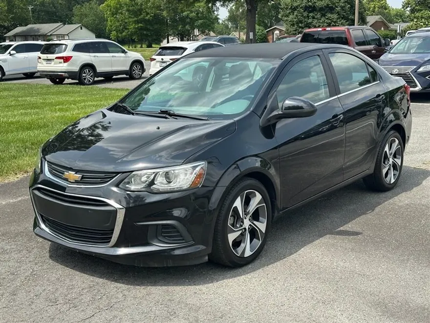 2017 Chevrolet Sonic Premier photo 1
