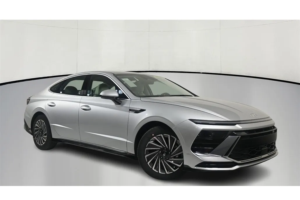 2025 Hyundai Sonata Hybrid SEL photo 1
