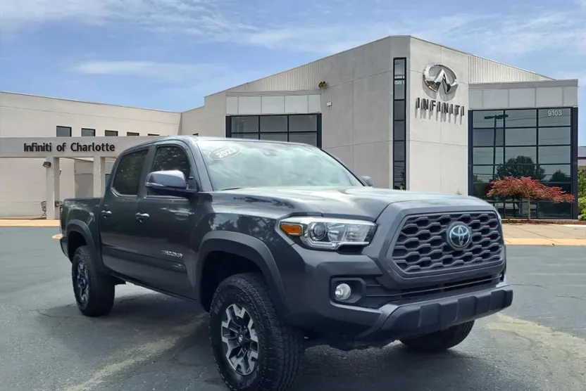 2023 Toyota Tacoma TRD photo 1