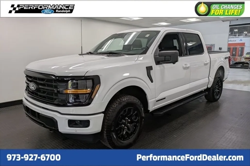 2024 Ford F-150 XLT photo 1