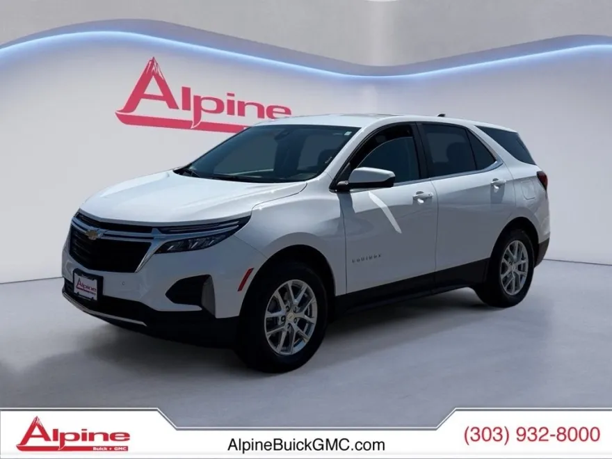 2024 Chevrolet Equinox LT photo 1