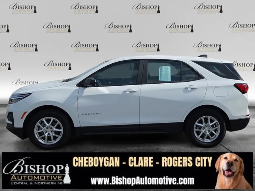 2023 Chevrolet Equinox LS photo 1