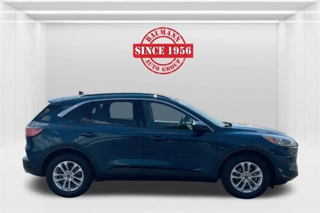 2020 Ford Escape SE photo 1