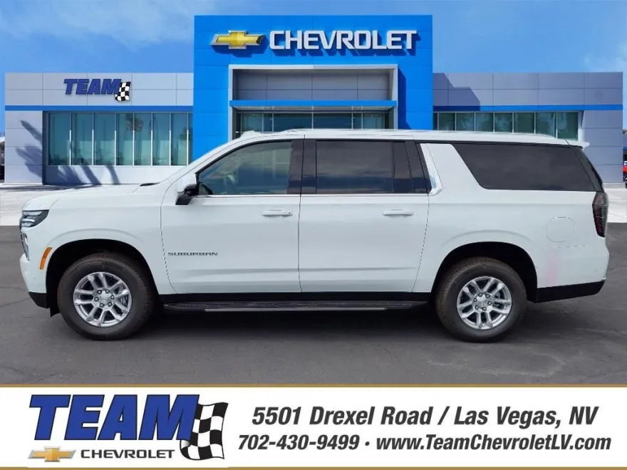 2025 Chevrolet Suburban LT photo 1