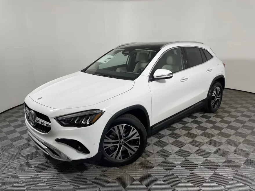 2026 Mercedes Benz GLC 300 photo 1