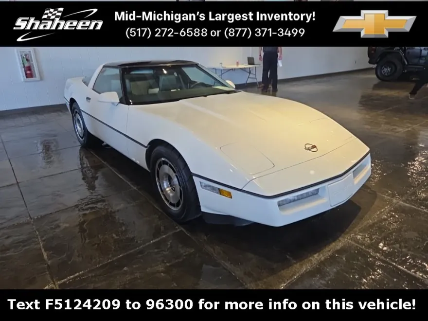 1985 Chevrolet Corvette photo 1