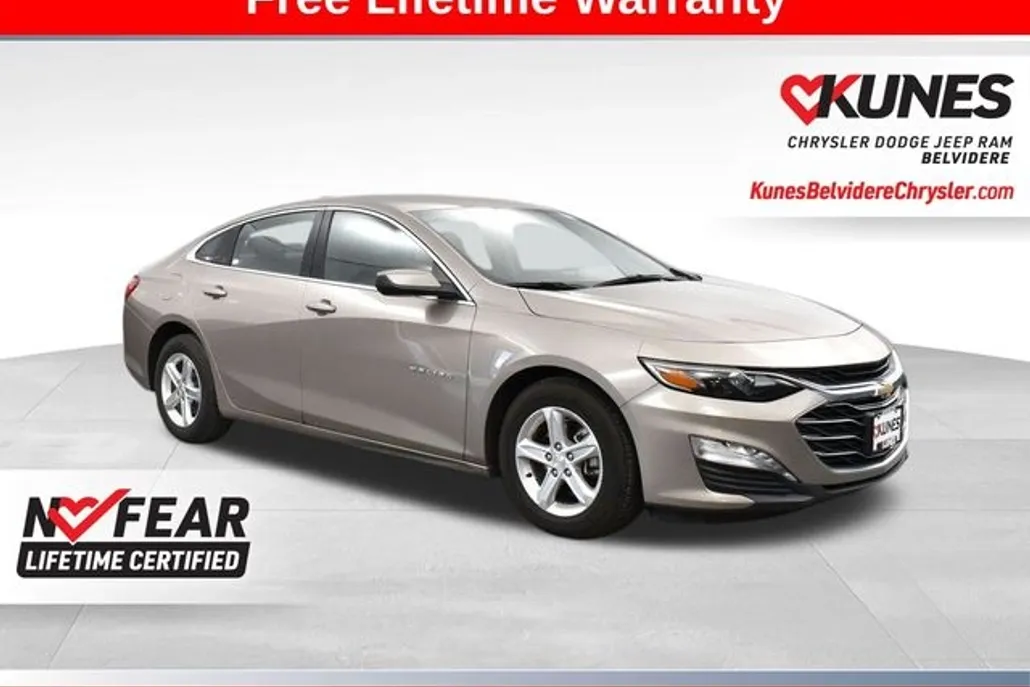 2024 Chevrolet Malibu 1LT photo 1