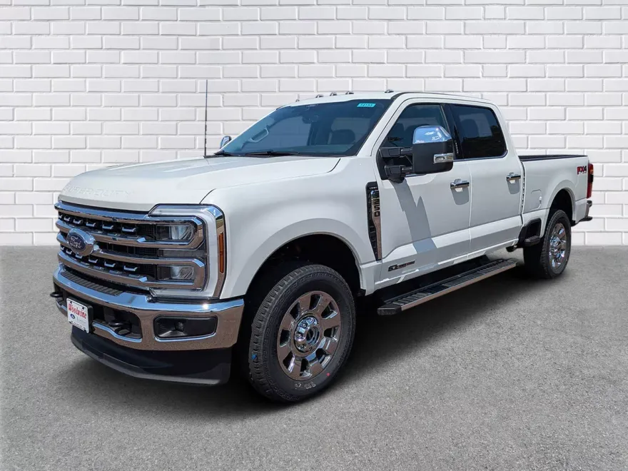 2026 Ford F-250 Lariat photo 1