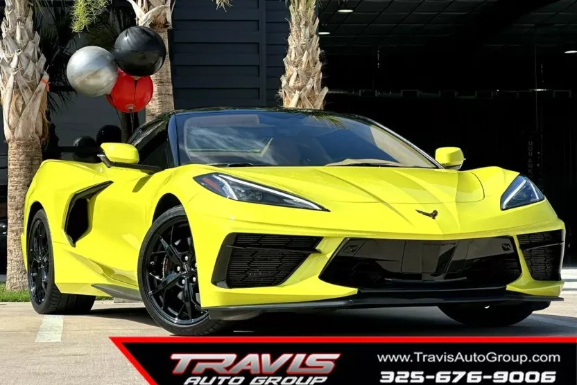 2022 Chevrolet Corvette Convertible Stingray 3LT photo 1
