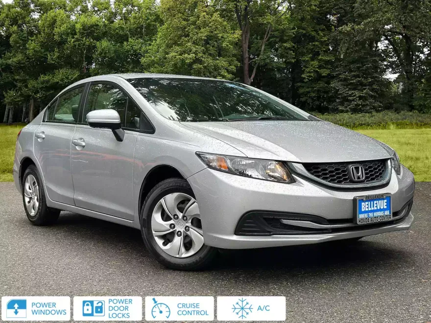 2015 Honda Civic LX photo 1