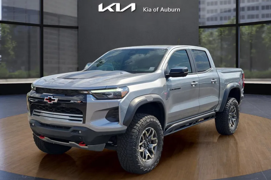 2023 Chevrolet Colorado ZR2 photo 1