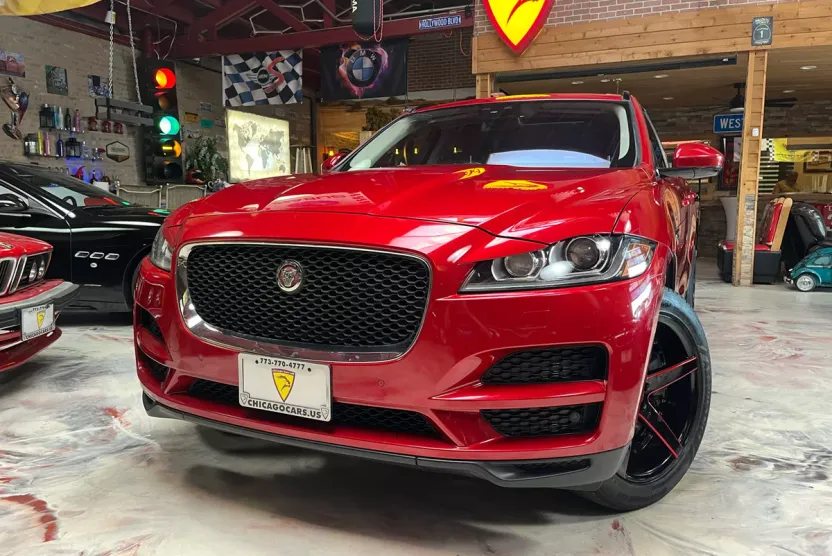 2017 Jaguar F-PACE Premium photo 1