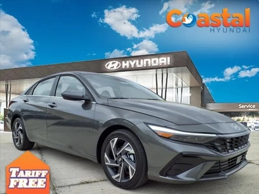 2025 Hyundai Elantra SEL Convenience photo 1