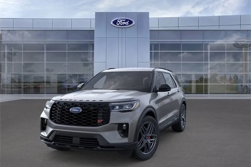 2025 Ford Explorer ST photo 1