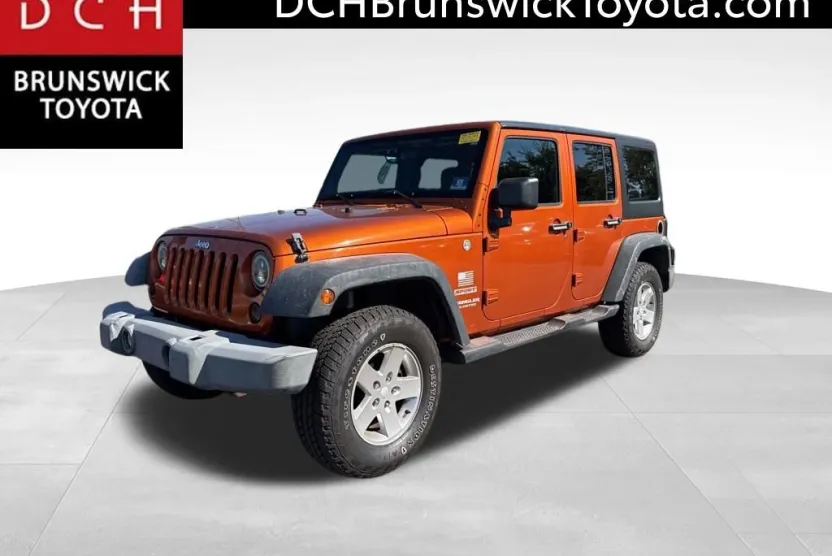 2011 Jeep Wrangler Unlimited Sport photo 1