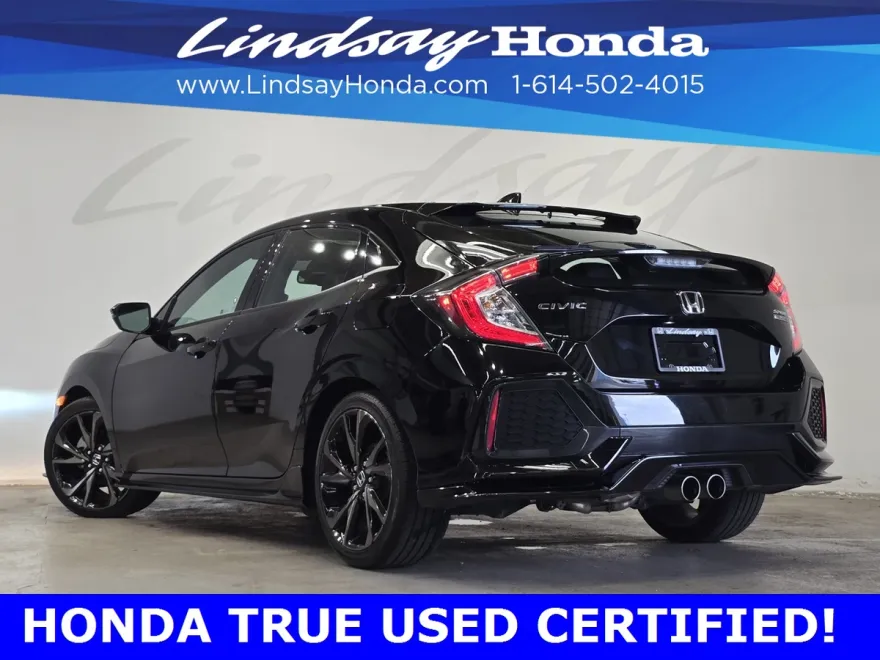 2019 Honda Civic Sport Touring photo 1