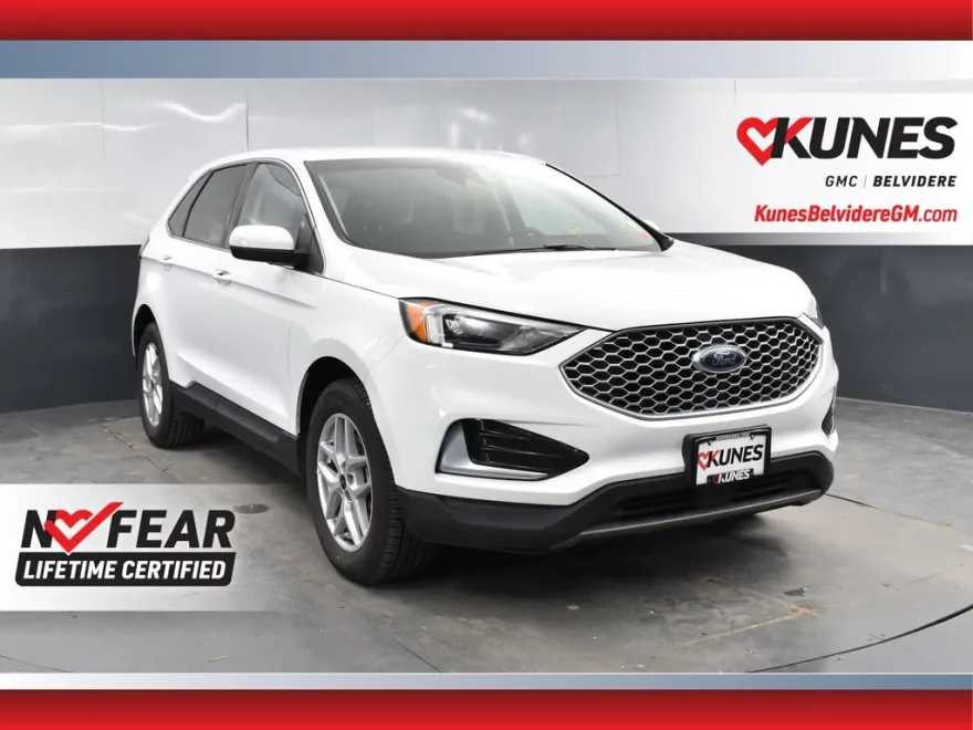 2024 Ford Edge SEL photo 1