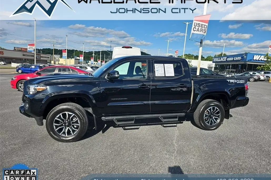 2022 Toyota Tacoma TRD Sport V6 photo 1