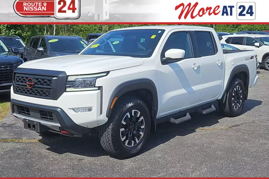2022 Nissan Frontier PRO-4X photo 1