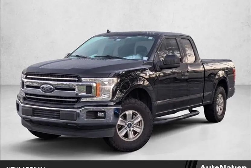 2019 Ford F-150 XLT photo 1