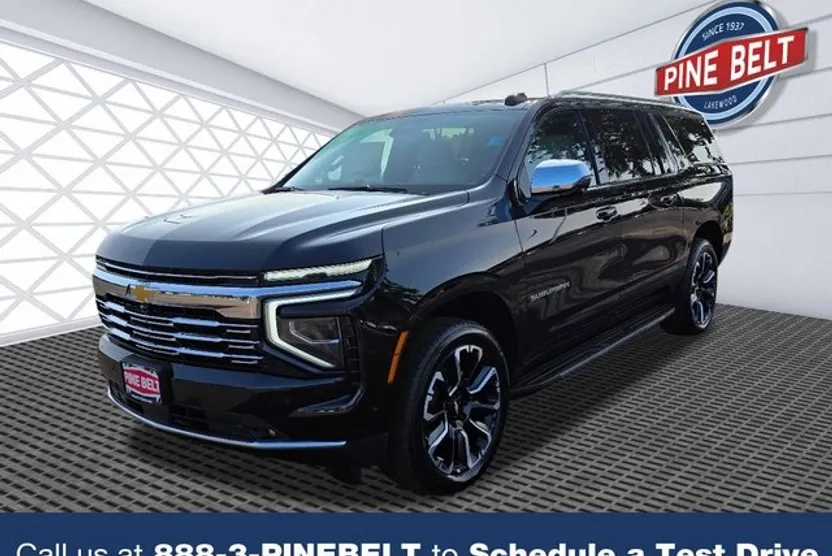 2025 Chevrolet Suburban Premier photo 1