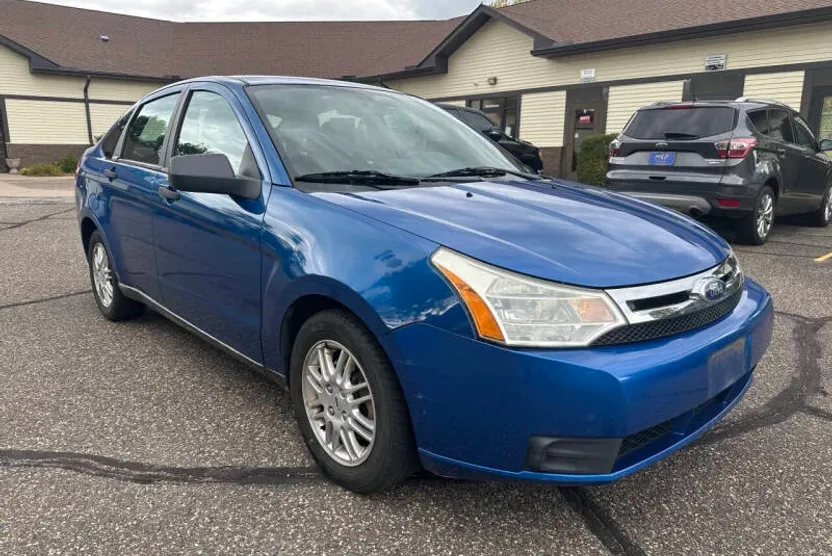 2011 Ford Focus SE photo 1