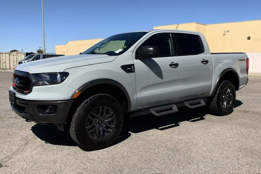 2023 Ford Ranger XLT photo 1
