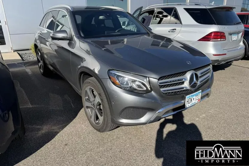 2018 Mercedes Benz GLC 300 4MATIC photo 1